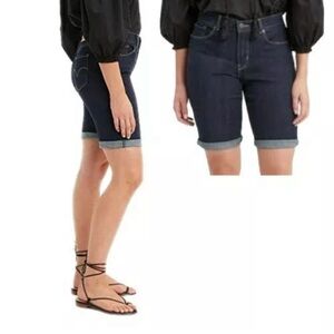 Levi's Ladies’ Denim Bermuda Short - size 6/28